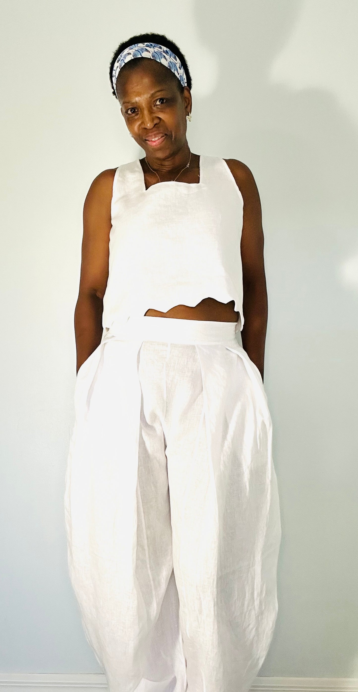 Pleated barrel leg linen pant